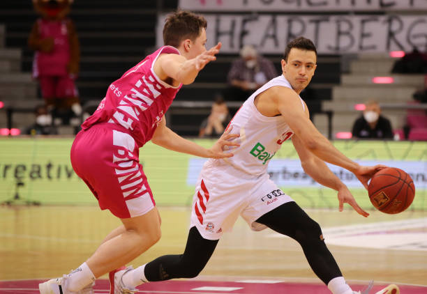 我可以帮你 我可以帮你