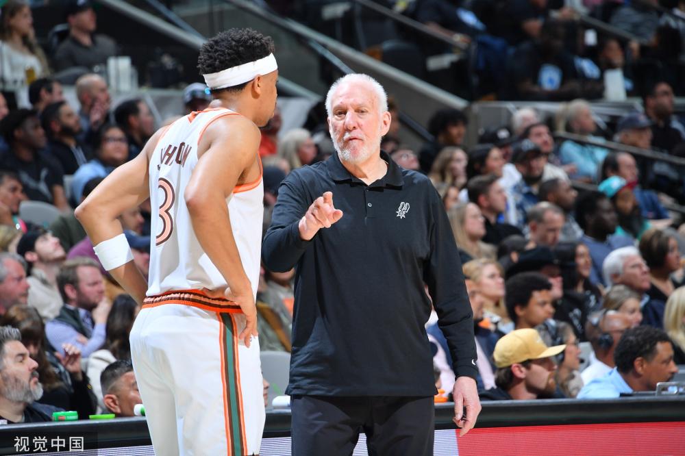 全队6人得 全队6人得